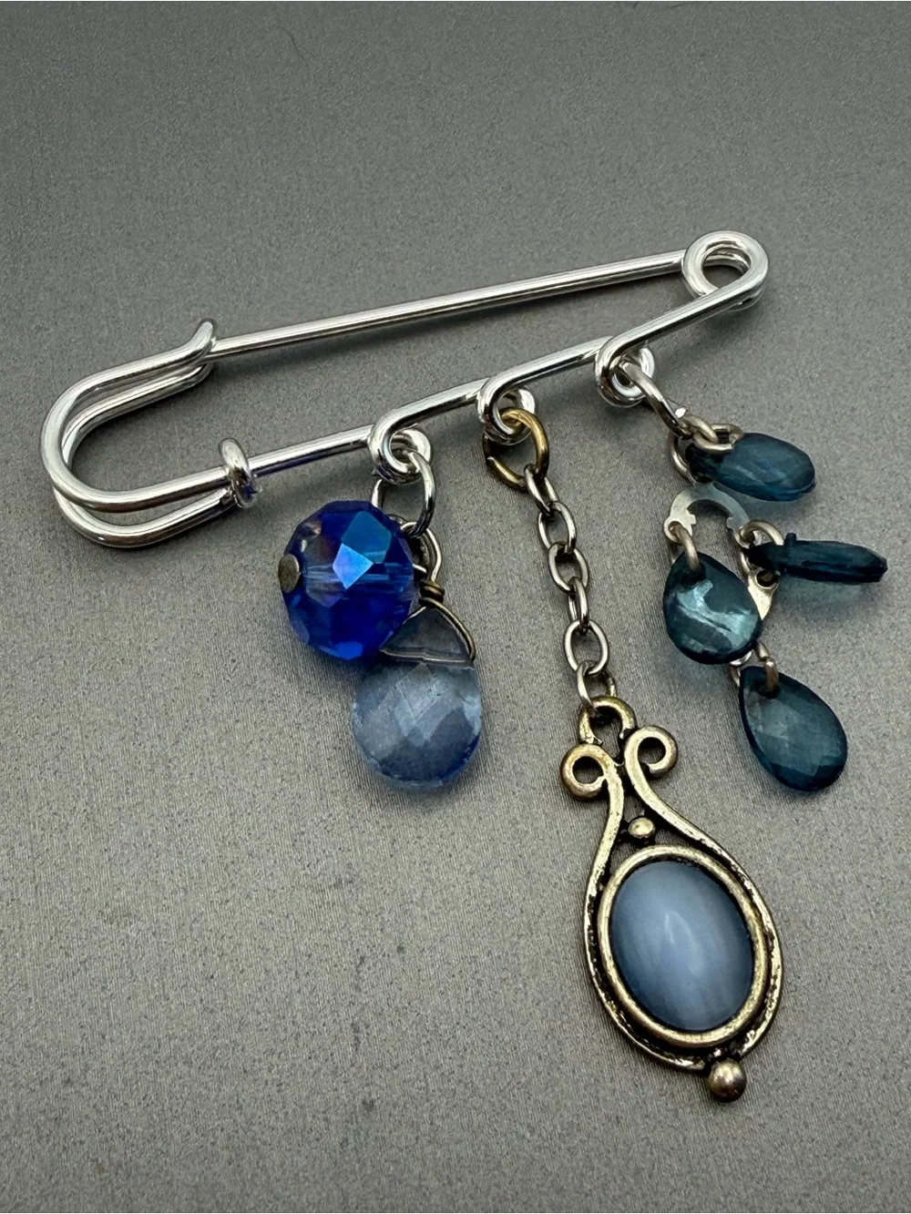 Blue Moonglow Color Oval Dangle Silver Tone Charm Safety Pin Brooch